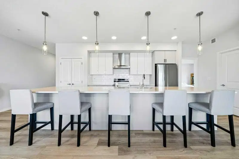 1308, 33 Carringham Gate NW, Calgary — main listing photo