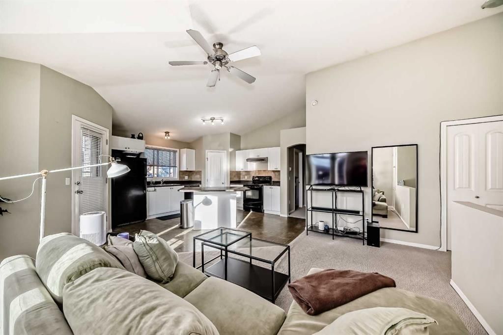 205, 20 Panatella Landing NW, Calgary — photo 4 of 23