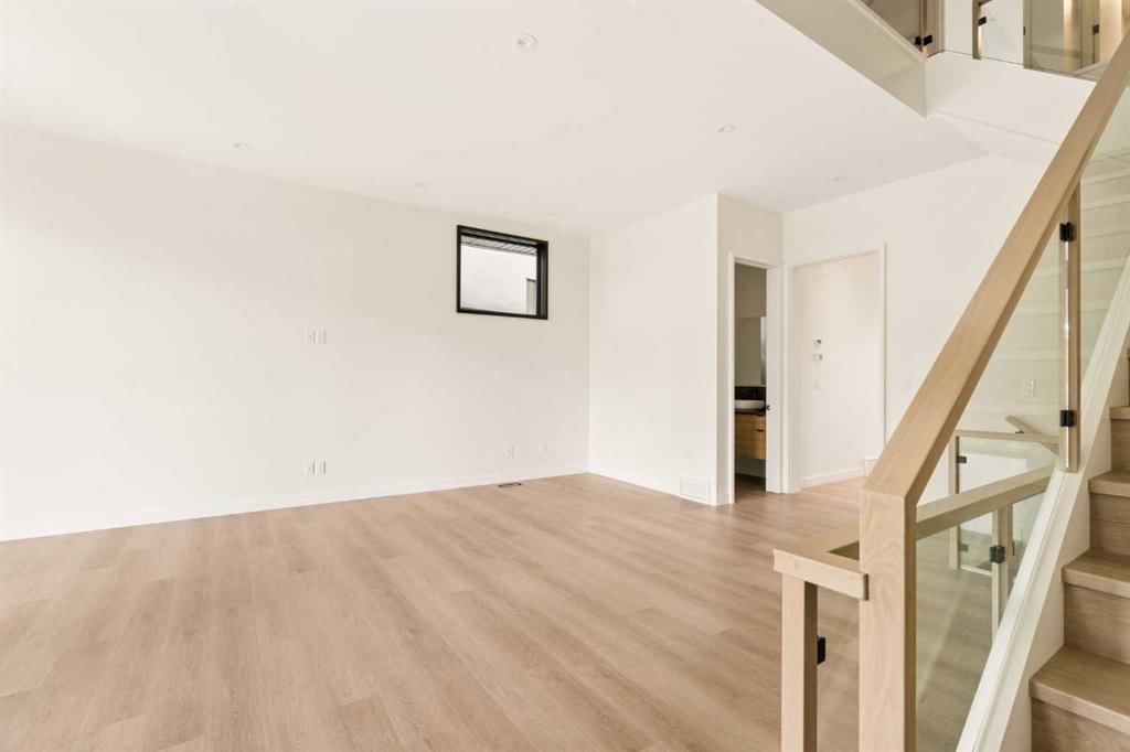3C Willow Crescent SW, Calgary — photo 5 of 50