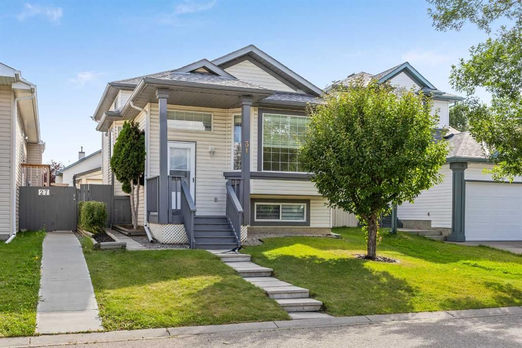 31 Harvest Rose Circle NE, Calgary — photo 2 of 42