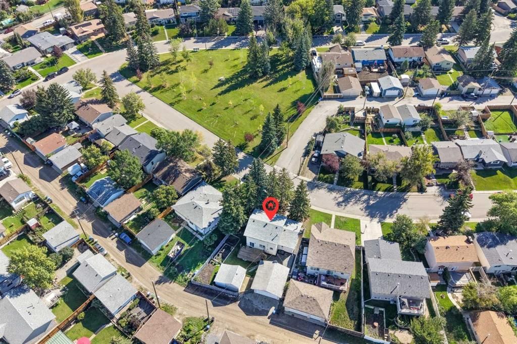 135 Queensland Road SE, Calgary — main listing photo