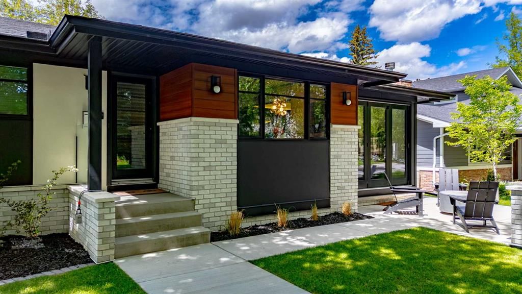 4715 15 Street SW, Calgary — photo 2 of 50