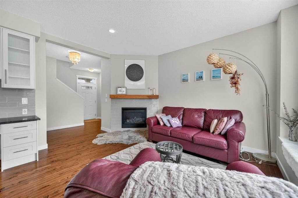 479 Nolan Hill Drive NW, Calgary — photo 5 of 46
