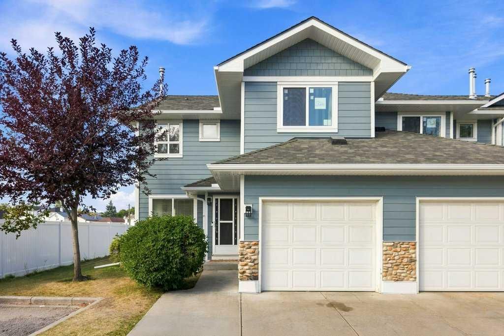 126 Harvest Gold Place NE, Calgary — main listing photo