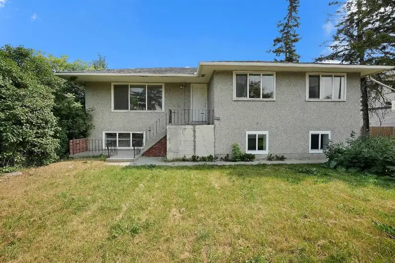 1506 36 Street SE, Calgary — main listing photo