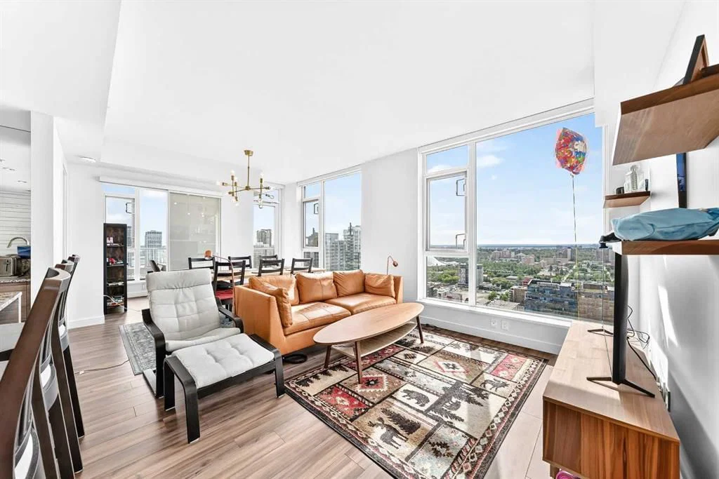 2607, 310 12 Avenue SW, Calgary — main listing photo