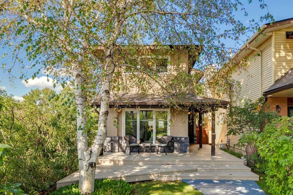542 27 Avenue NW, Calgary — recently sold home