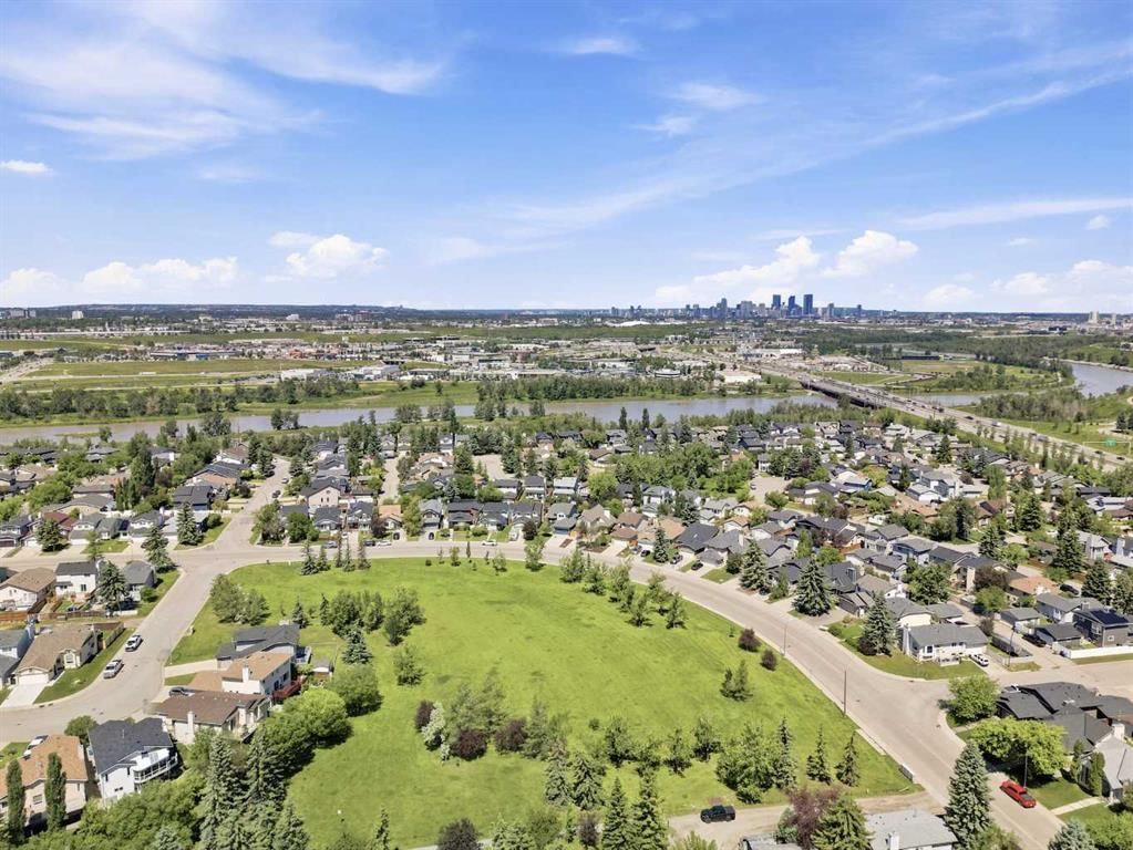 760 Riverbend Drive SE, Calgary — photo 2 of 50