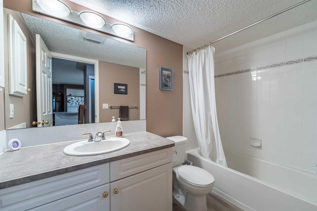 2108, 7451 Springbank Boulevard SW, Calgary — photo 5 of 37