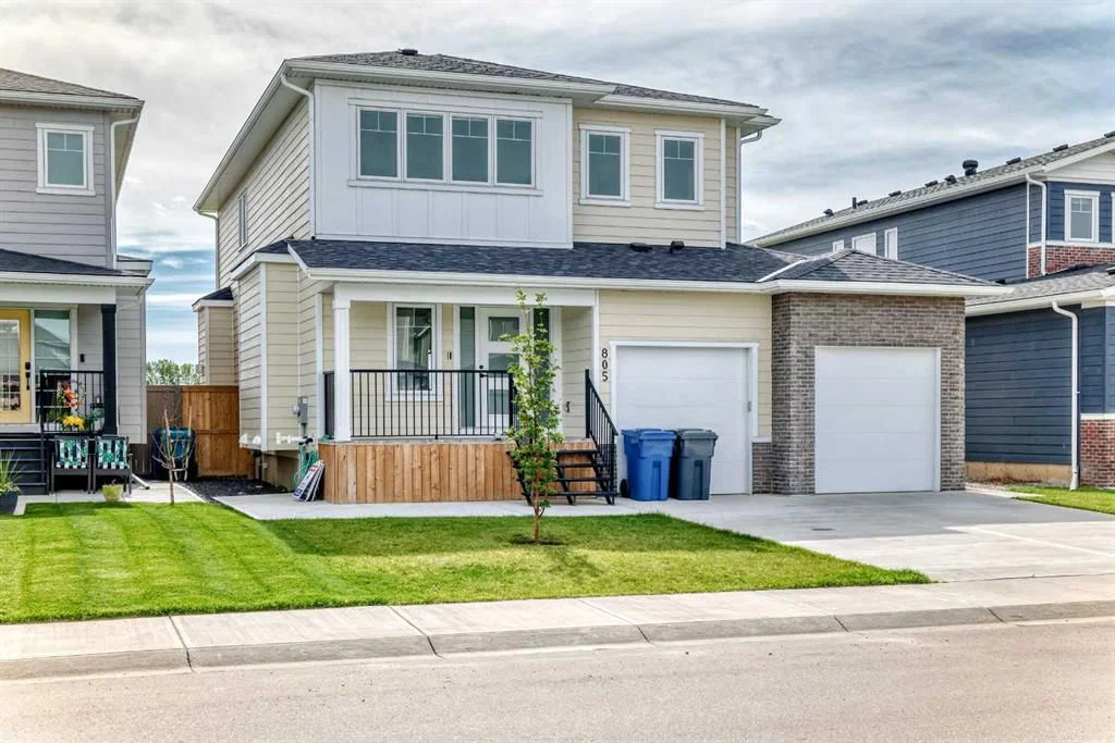 805 Mandalay Boulevard, Carstairs — photo 2 of 49