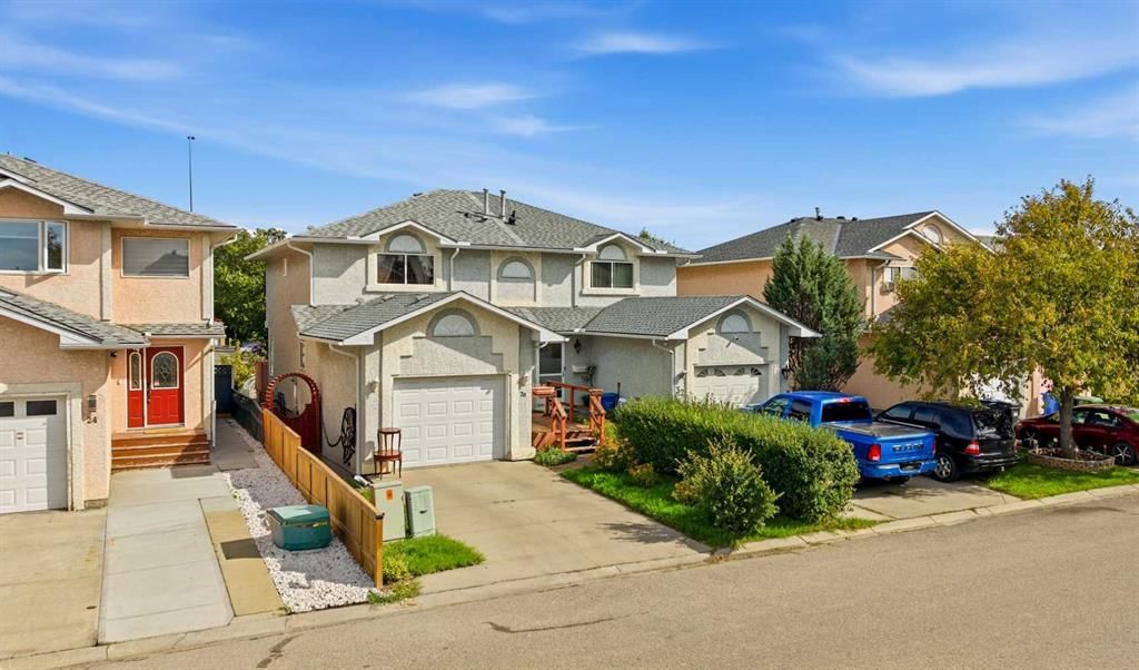 28 Martinglen Way NE, Calgary — main listing photo