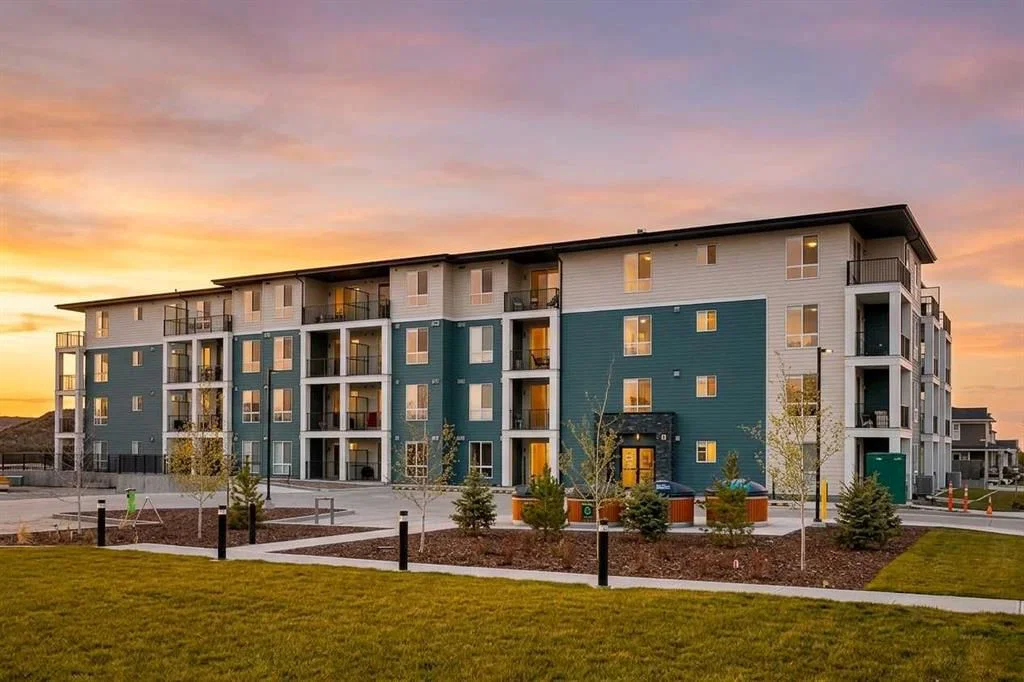 1204, 47 Creekview Gardens SW, Calgary — main listing photo