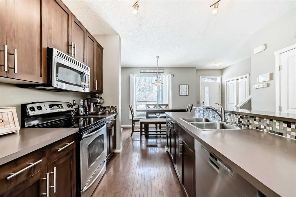63 Chapalina Square SE, Calgary — photo 3 of 41