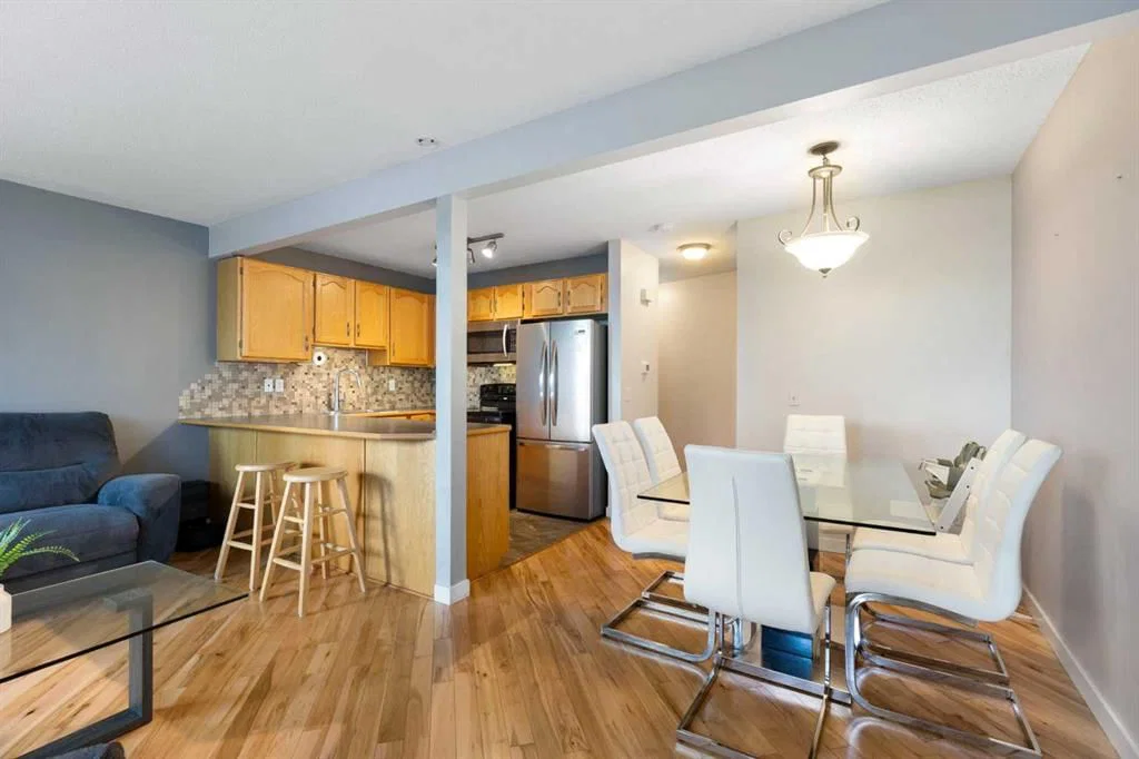153 Everstone Place SW, Calgary — photo 2 of 32