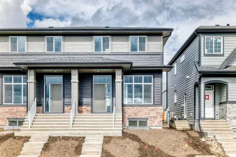 1368 Mahogany Boulevard SE, Calgary — main listing photo