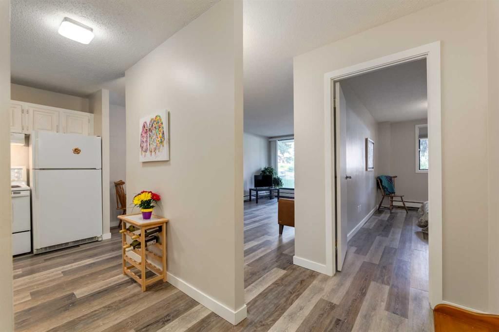 103, 521 57 Avenue SW, Calgary — photo 5 of 29
