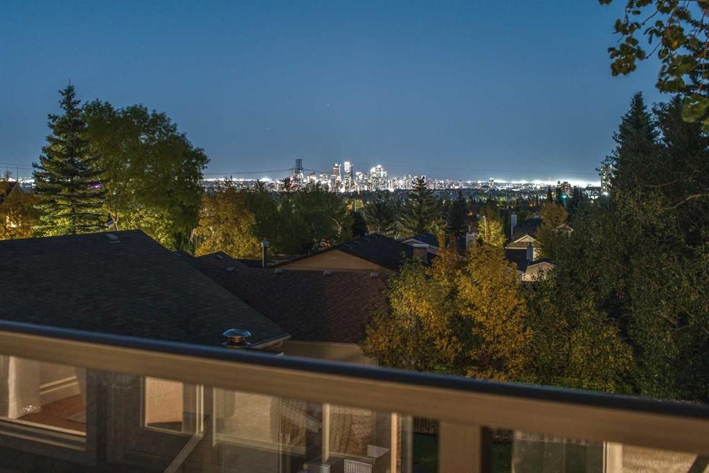 44 Stradwick Way SW, Calgary — photo 2 of 43