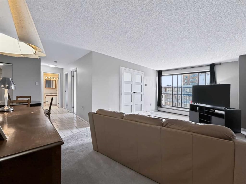 704, 718 12 Avenue SW, Calgary — photo 5 of 25