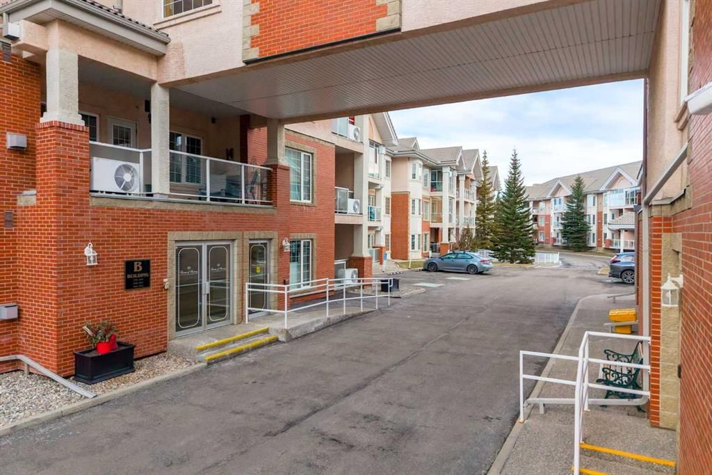 367, 223 Tuscany Springs Boulevard NW, Calgary — photo 2 of 48
