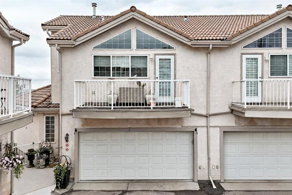 905 Patterson View SW, Calgary — main listing photo