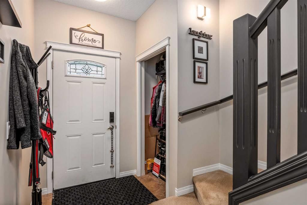 604, 620 Luxstone Landing SW, Airdrie — photo 4 of 36