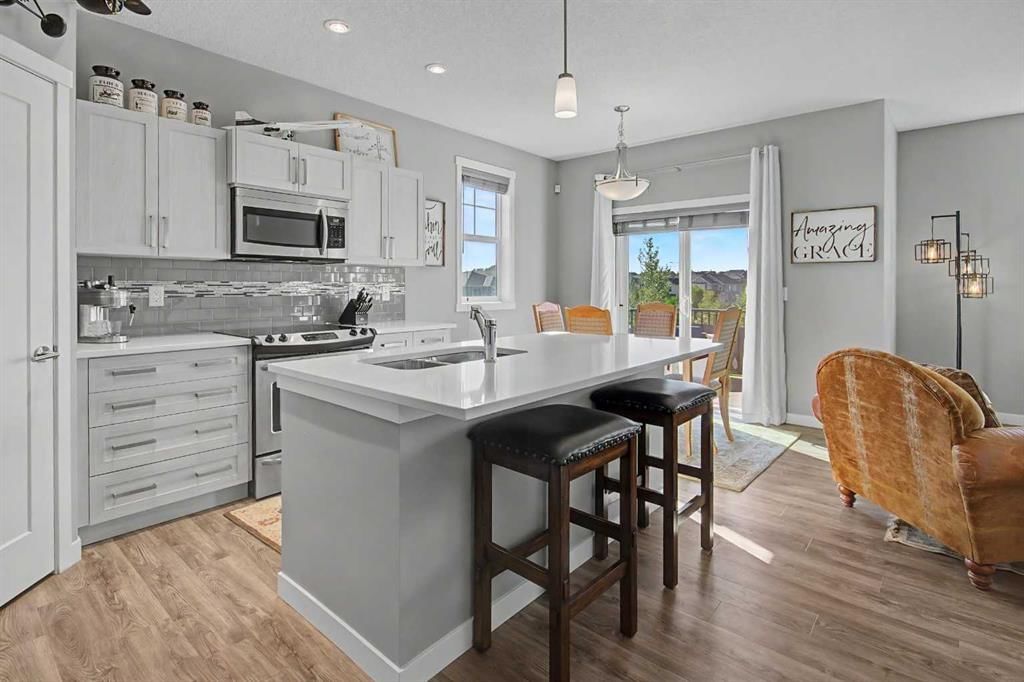 302, 428 Nolan Hill Drive NW, Calgary — photo 3 of 30