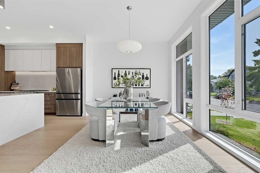 2320 22 Avenue SW, Calgary — photo 3 of 49