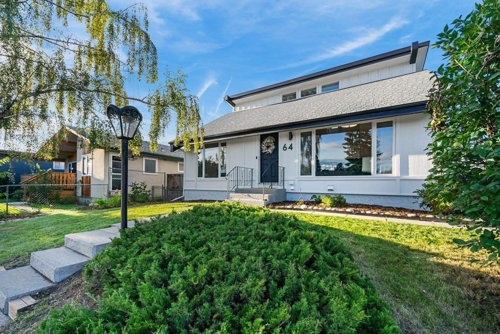 64 Doverview Place SE, Calgary — photo 2 of 45