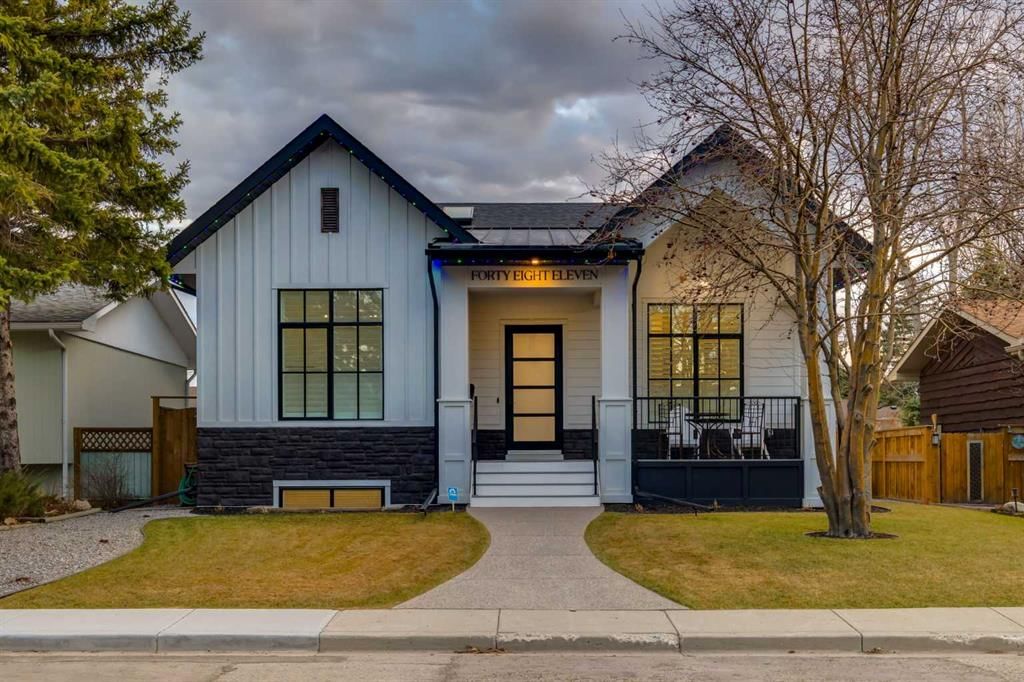 4811 Montana Drive NW, Calgary — photo 2 of 48