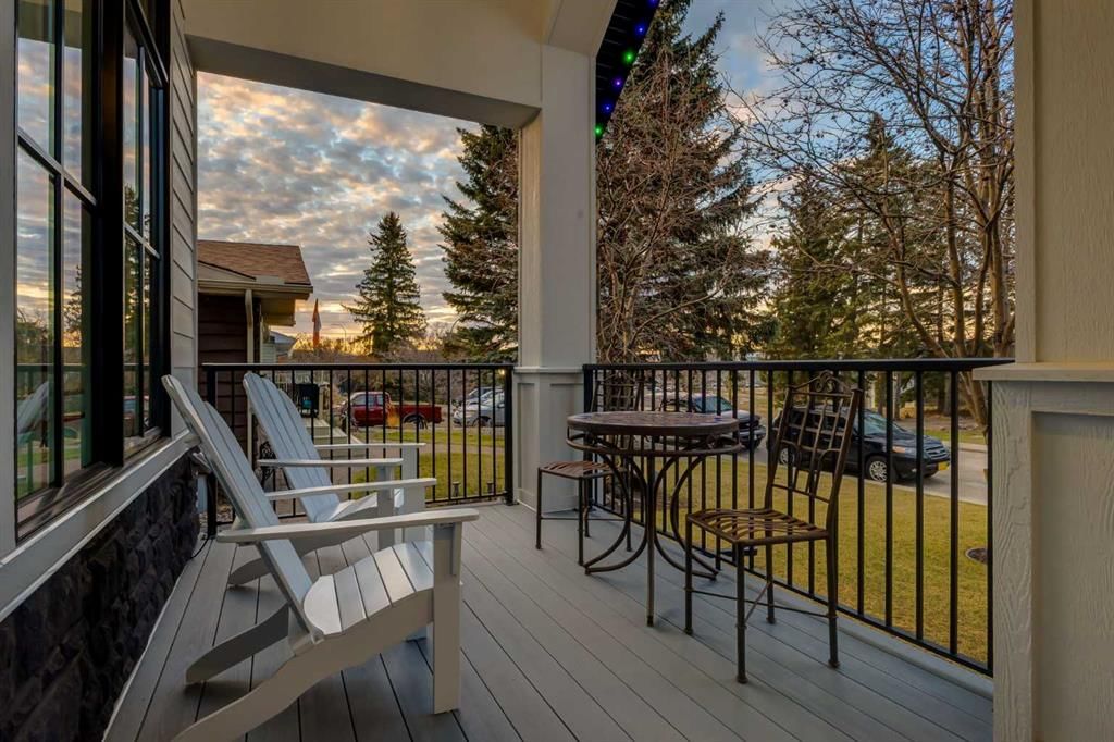 4811 Montana Drive NW, Calgary — photo 3 of 48