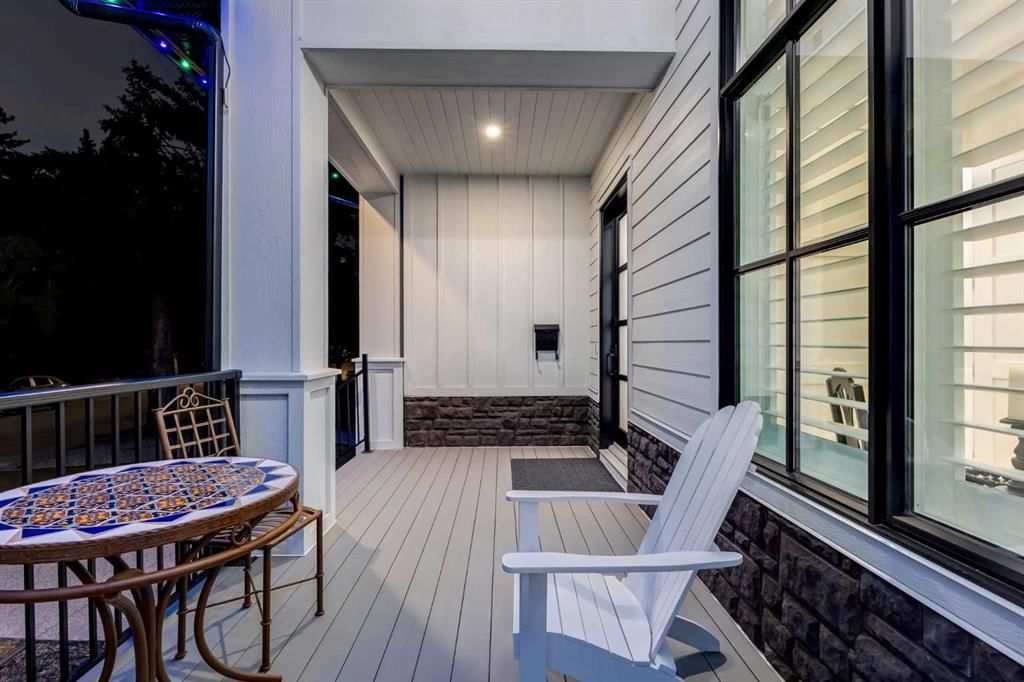 4811 Montana Drive NW, Calgary — photo 4 of 48