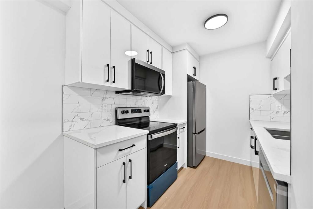 1204, 544 Blackthorn Road NE, Calgary — photo 3 of 27