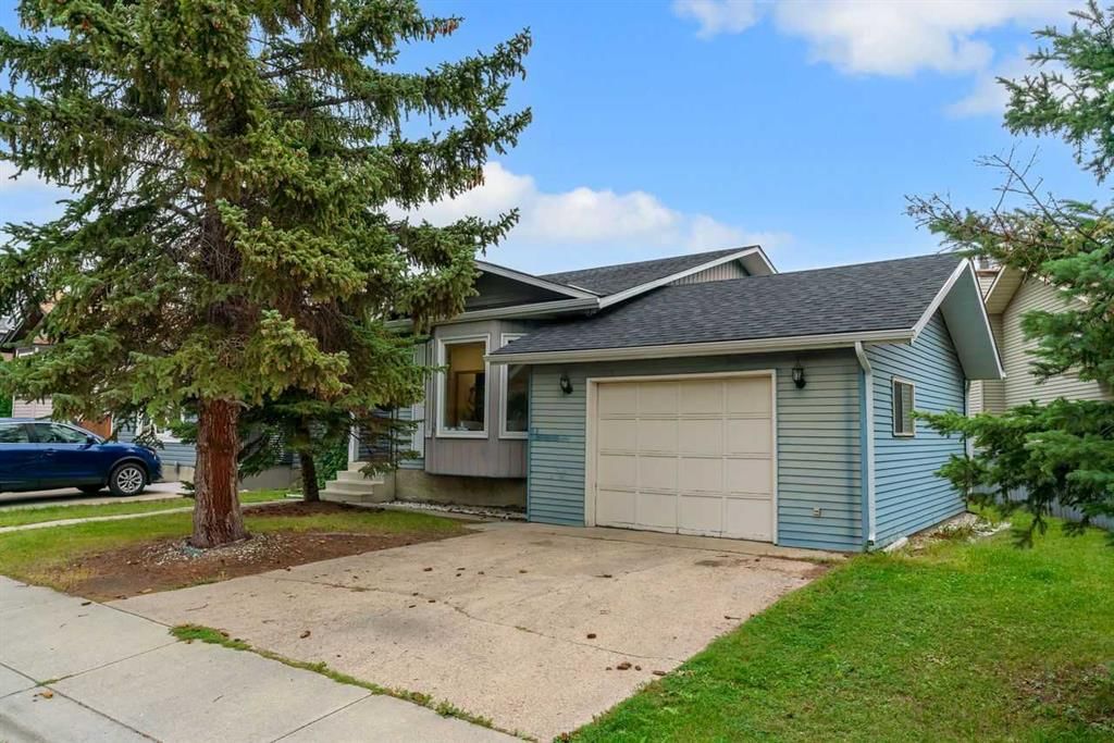 91 Riverbrook Way SE, Calgary — photo 2 of 50