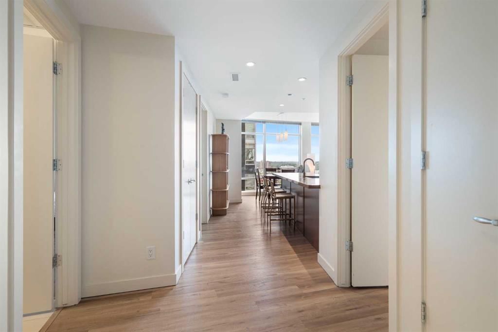 1405, 215 13 Avenue SW, Calgary — photo 4 of 37