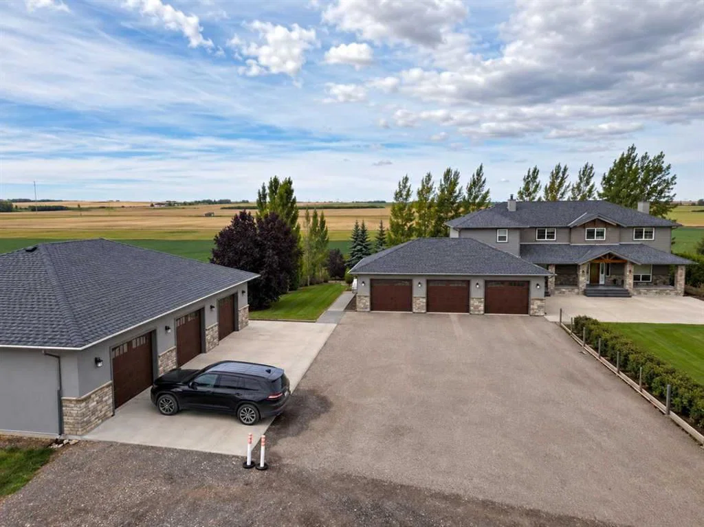 291055 Township Road 290, Rural Rocky View County — photo 2 of 50