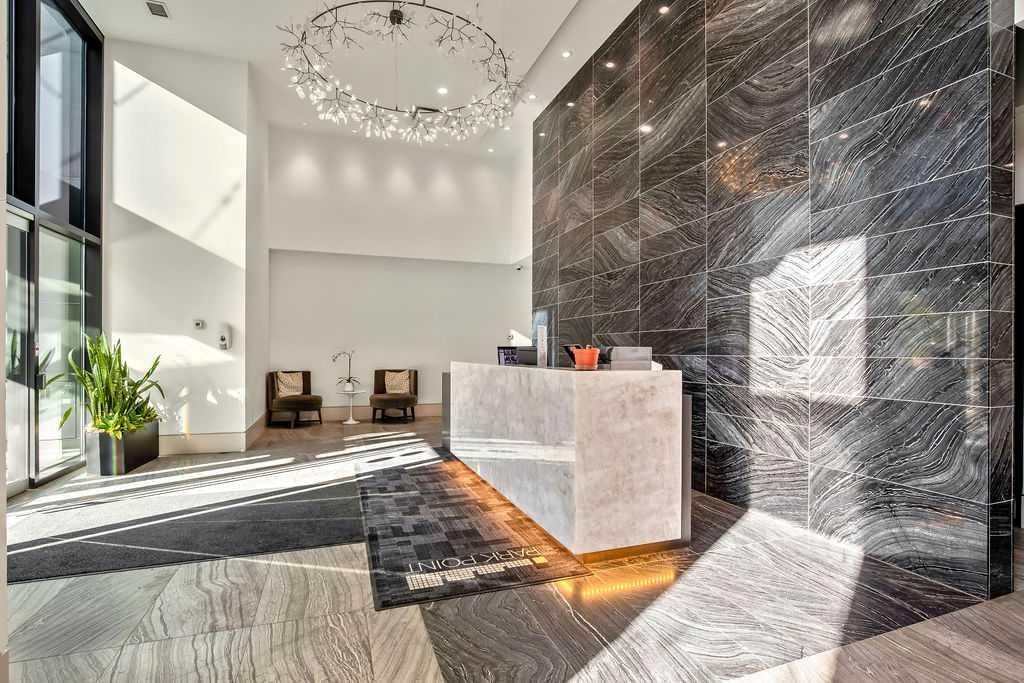 408, 310 12 Avenue SW, Calgary — main listing photo