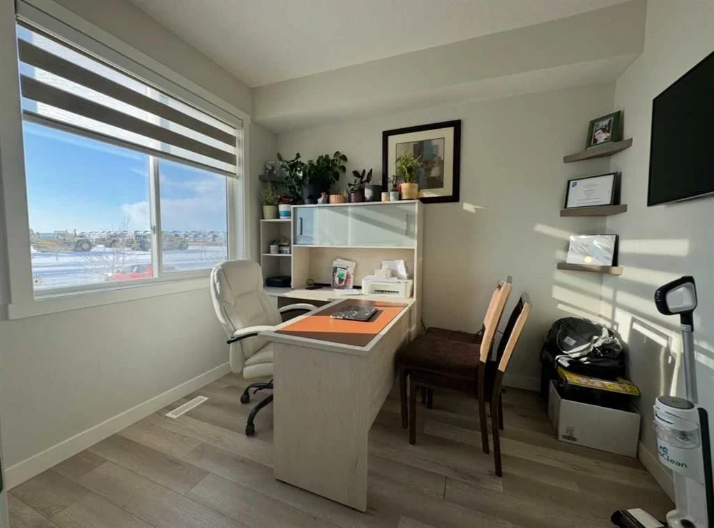 628 Cornerstone Boulevard NE, Calgary — photo 4 of 36