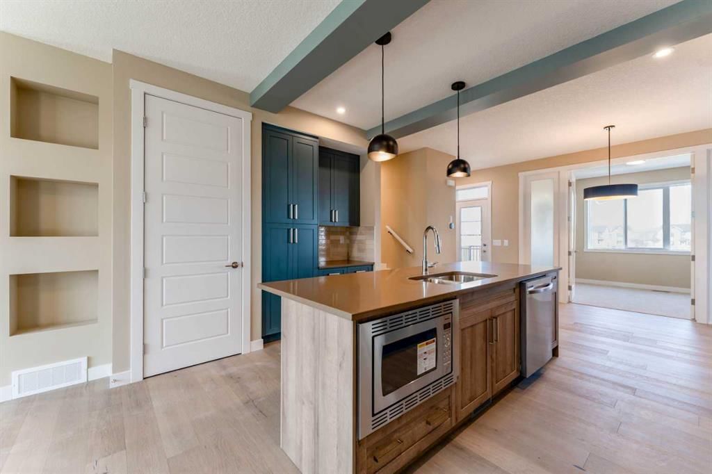 254 Waterford Road, Chestermere — photo 5 of 15