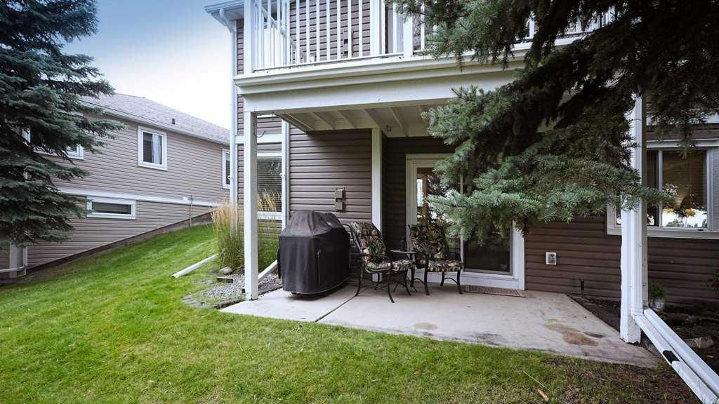 49 Douglasbank Gardens SE, Calgary — photo 4 of 45