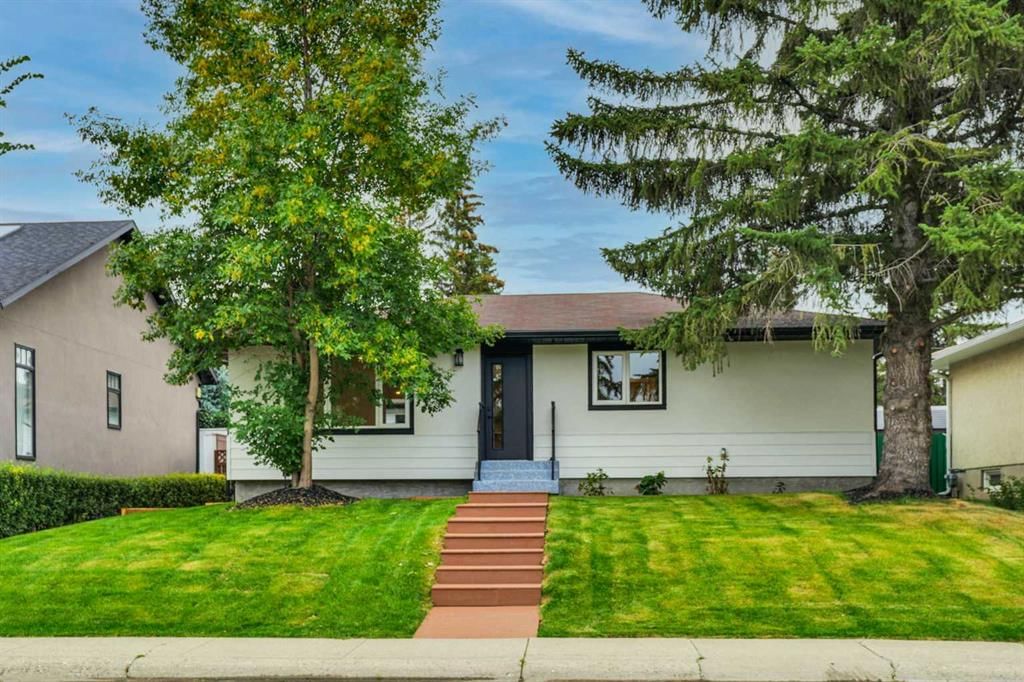100 Fairview Drive SE, Calgary — photo 2 of 44