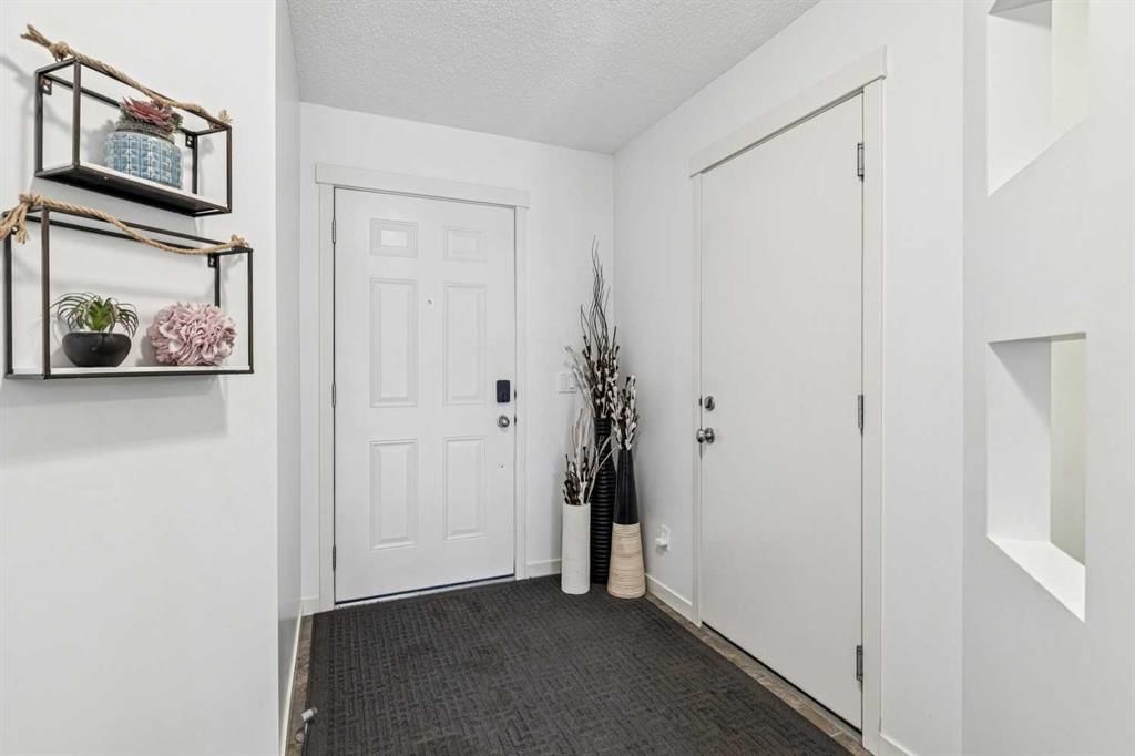 524 Cranston Drive SE, Calgary — photo 2 of 31