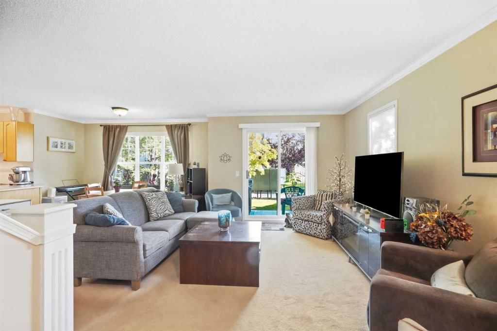 4003, 7171 Coach Hill Road SW, Calgary — photo 5 of 24