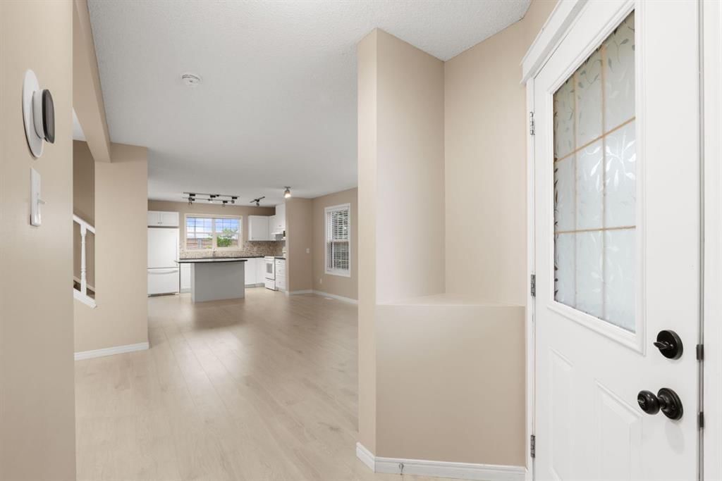 147, 7707 Martha's Haven Park NE, Calgary — photo 4 of 45