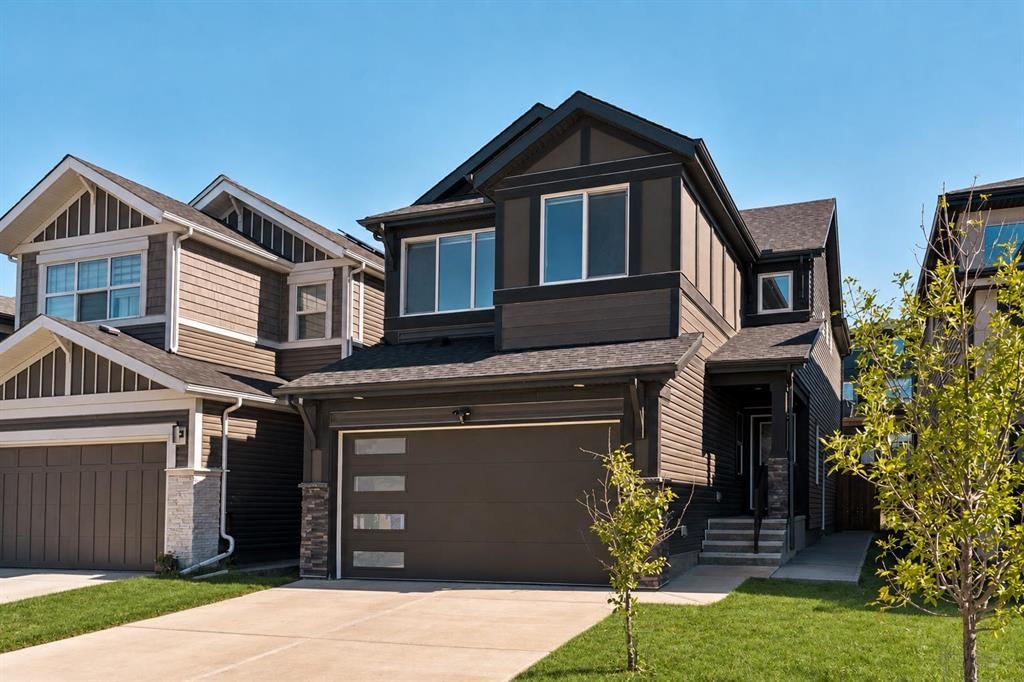 312 Lucas Way NW, Calgary — photo 2 of 46