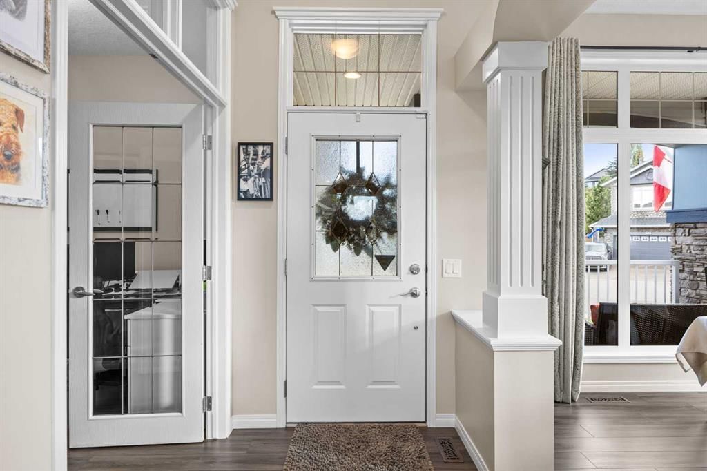 16 Royal oak Heights NW, Calgary — photo 4 of 43