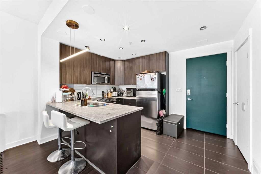 1504, 788 12 Avenue SW, Calgary — photo 4 of 29