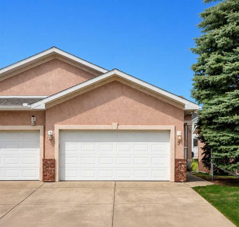 9 Harvest Grove Green NE, Calgary — photo 2 of 31