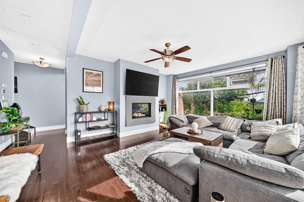 2919 17 Street SW, Calgary — photo 4 of 46