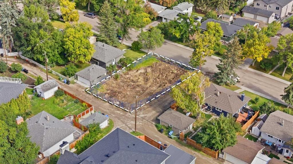 271 Hendon Drive NW, Calgary — photo 5 of 17