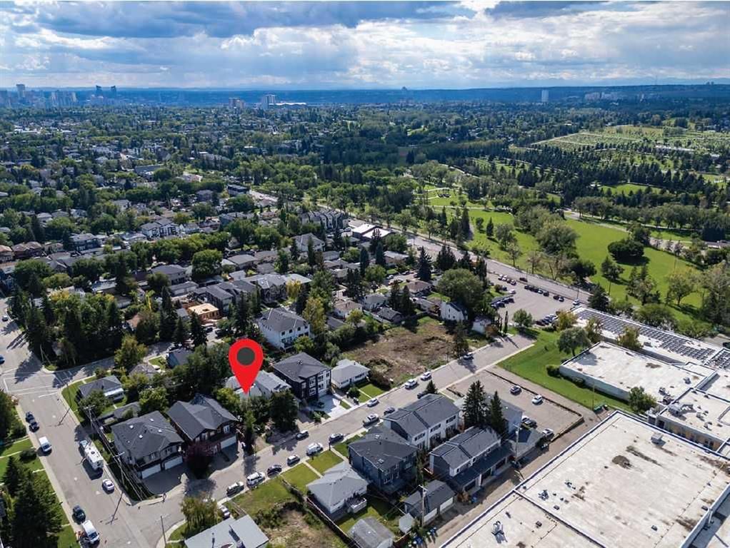 411 37 Avenue NW, Calgary — photo 4 of 19